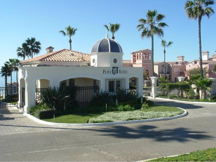 Beach Side Condo near Rosarito