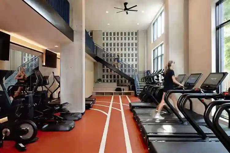 Winter Semester Sublease