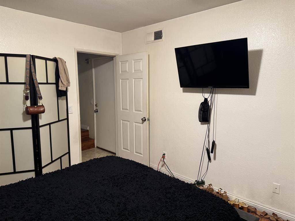 Great sized room, lots of privacy