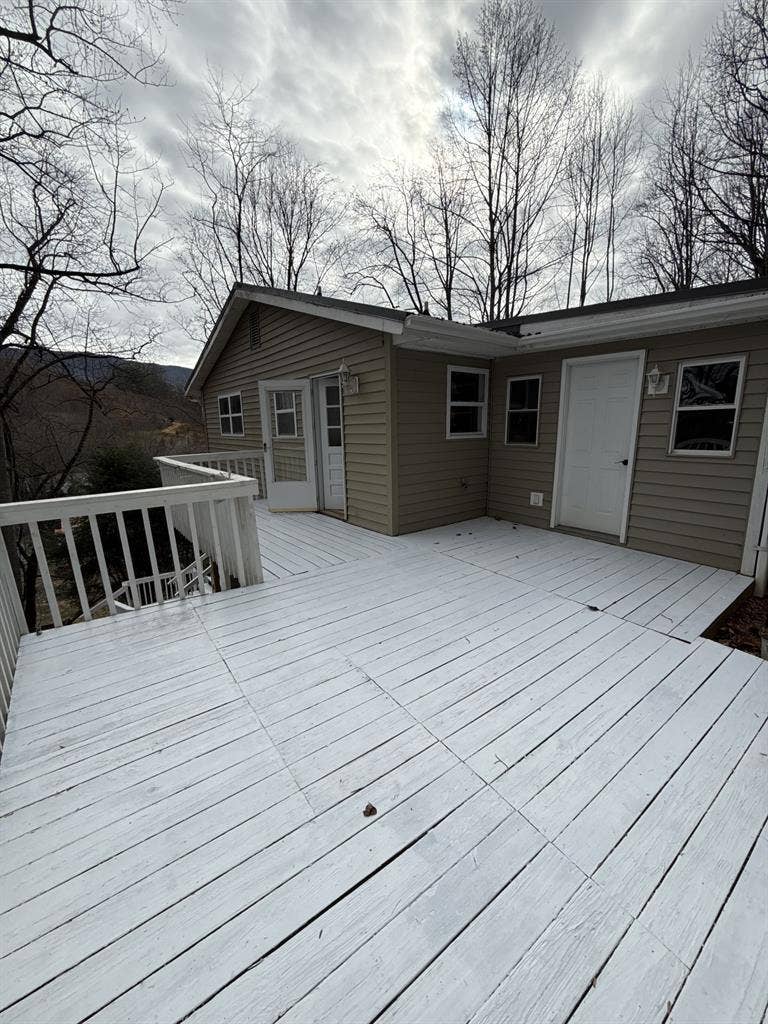 FurnishedBANear App State