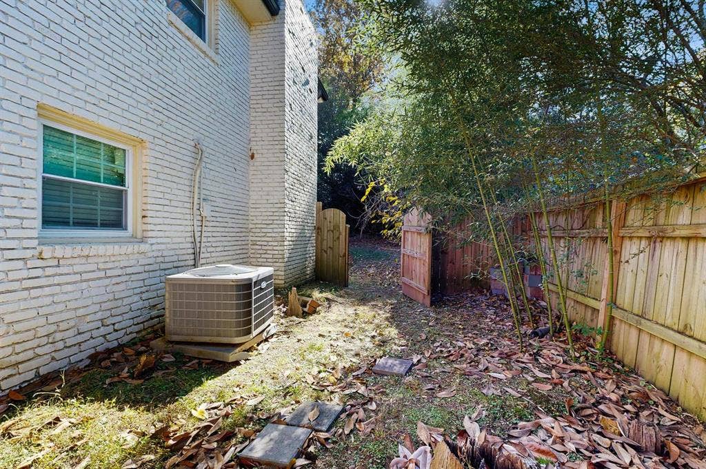 7 BR in Stone Mountain