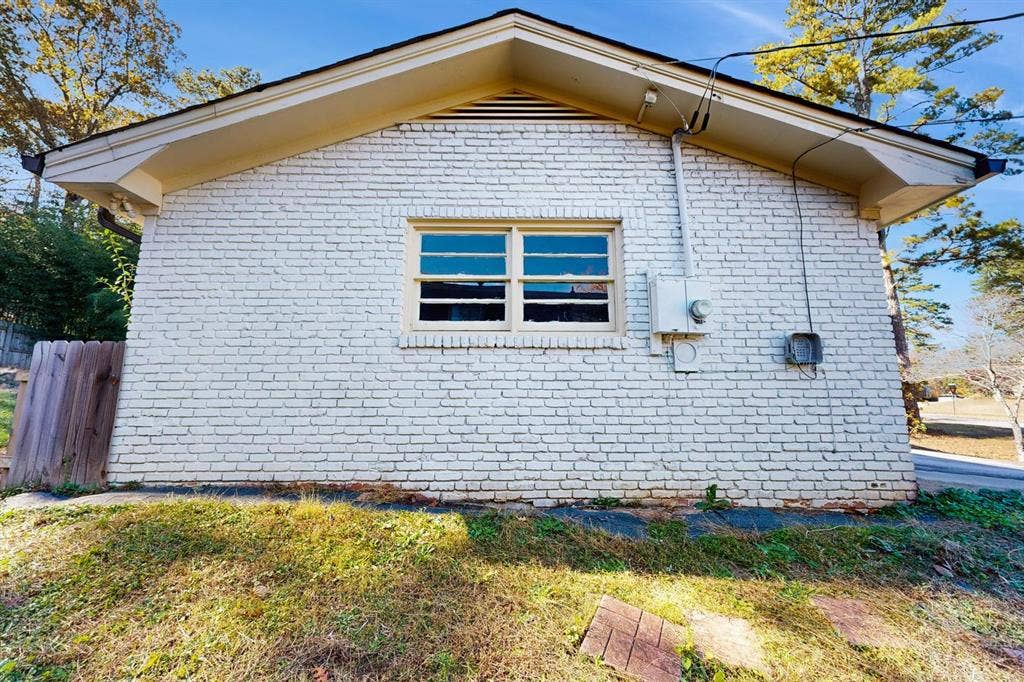 7 BR in Stone Mountain