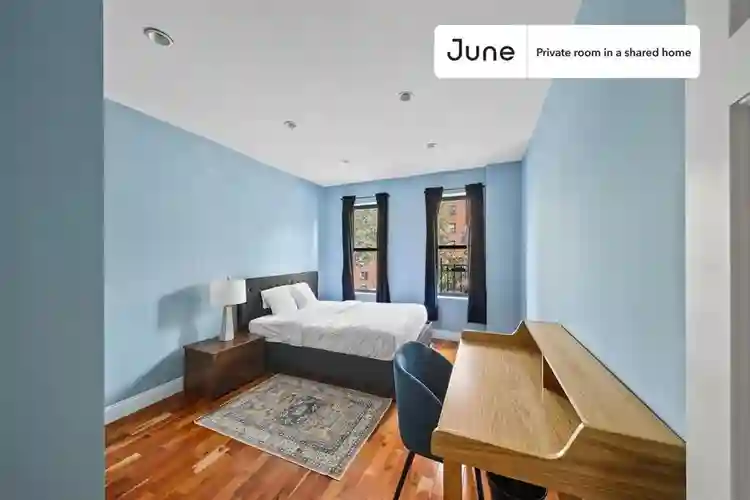 3 BR in New York City