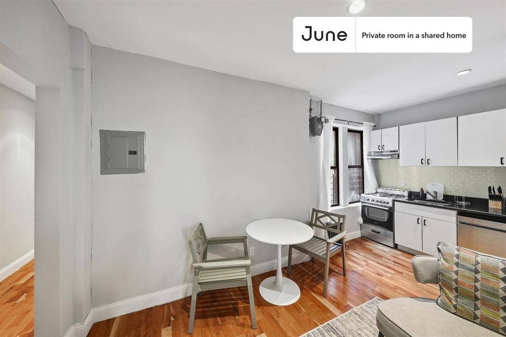 3 BR in New York City