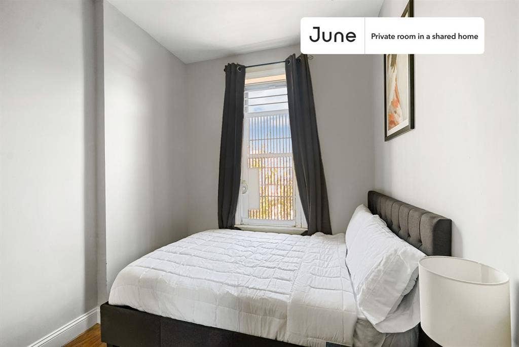 4 BR in New York City