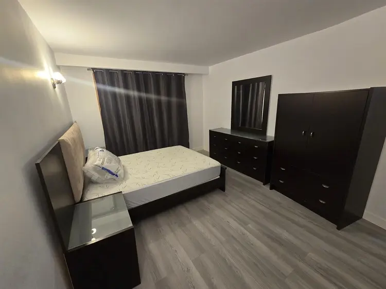 Beautiful room all renovated