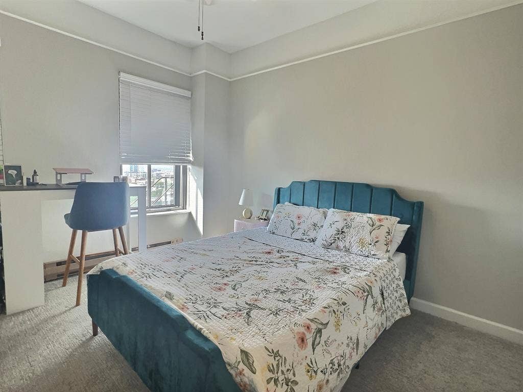 Furnished 1BR Sublet - Lincoln Park