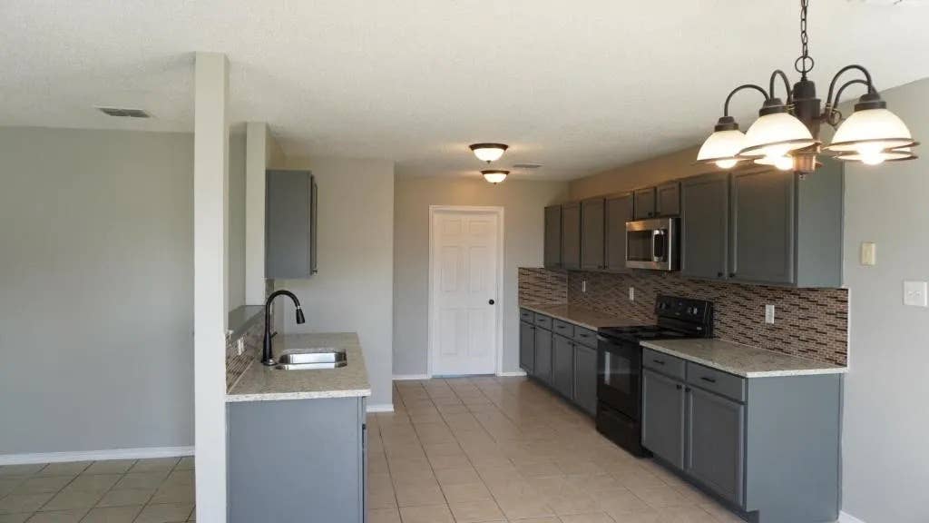 5 BR in Grand Prairie