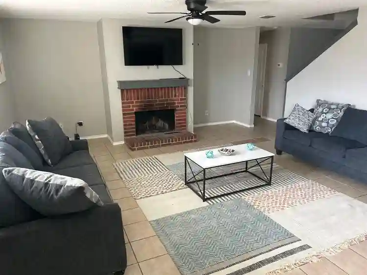 5 BR in Grand Prairie