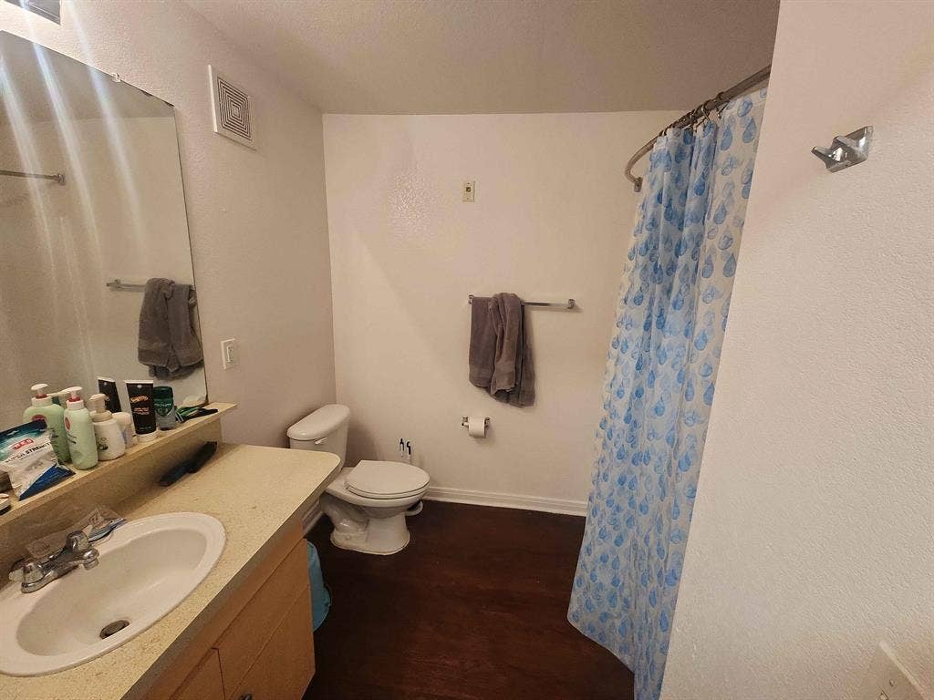 Lease Takeover: Cabana Beach