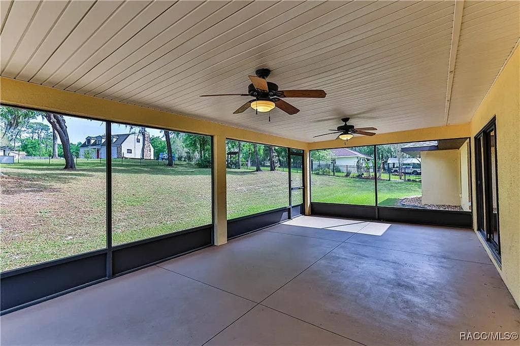 Huge home for rent!!