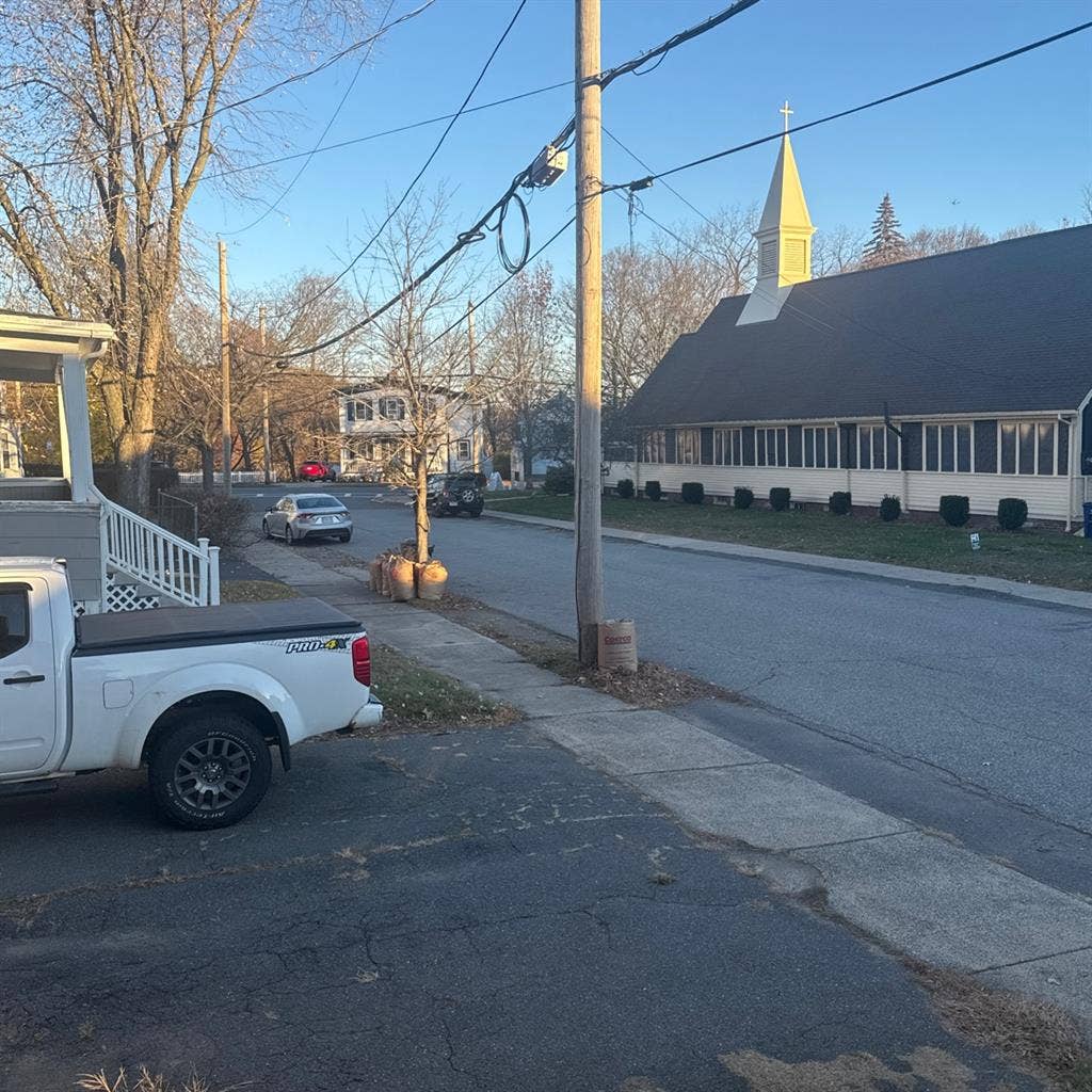 Floor for rent- Saugus,MA.