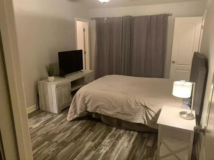 Master BR/PB furnished