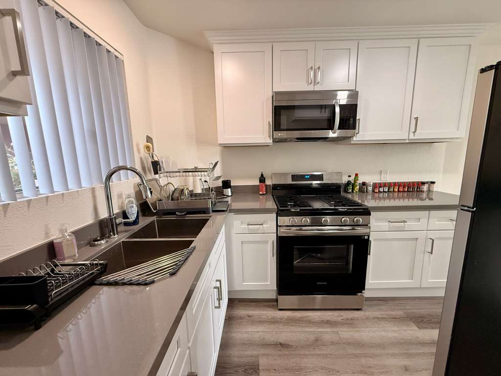 🌴 Private Room in East Hollywood🌆