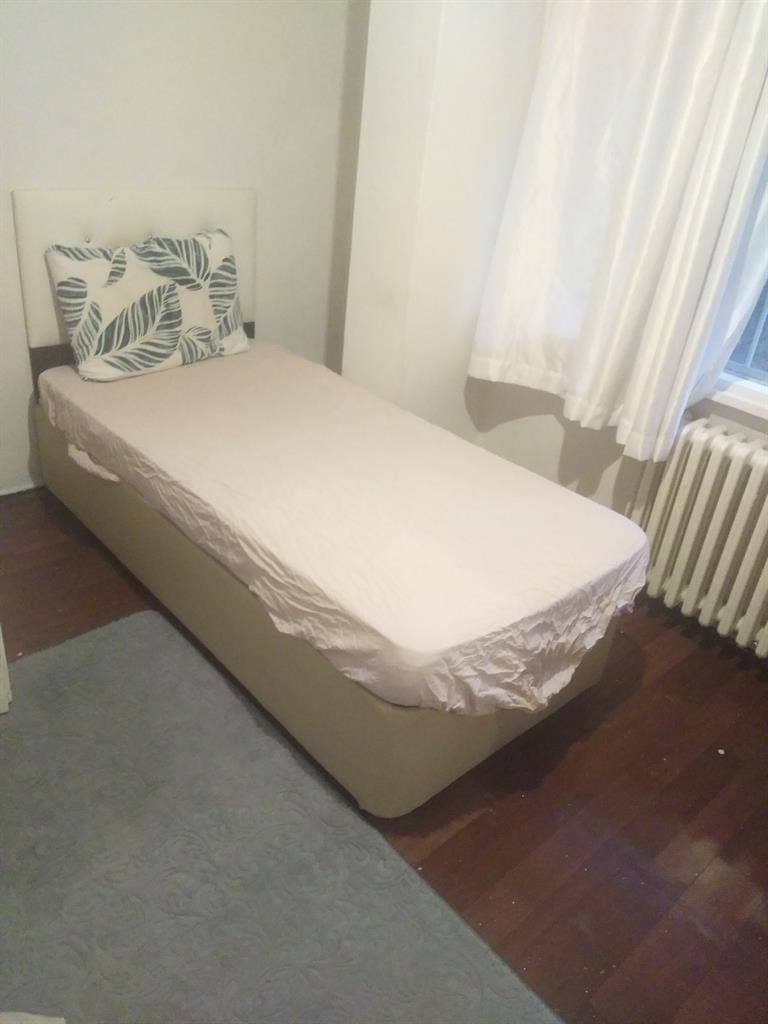 Beşiktaş carşıda kiralık oda