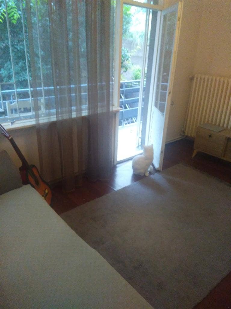 Beşiktaş carşıda kiralık oda