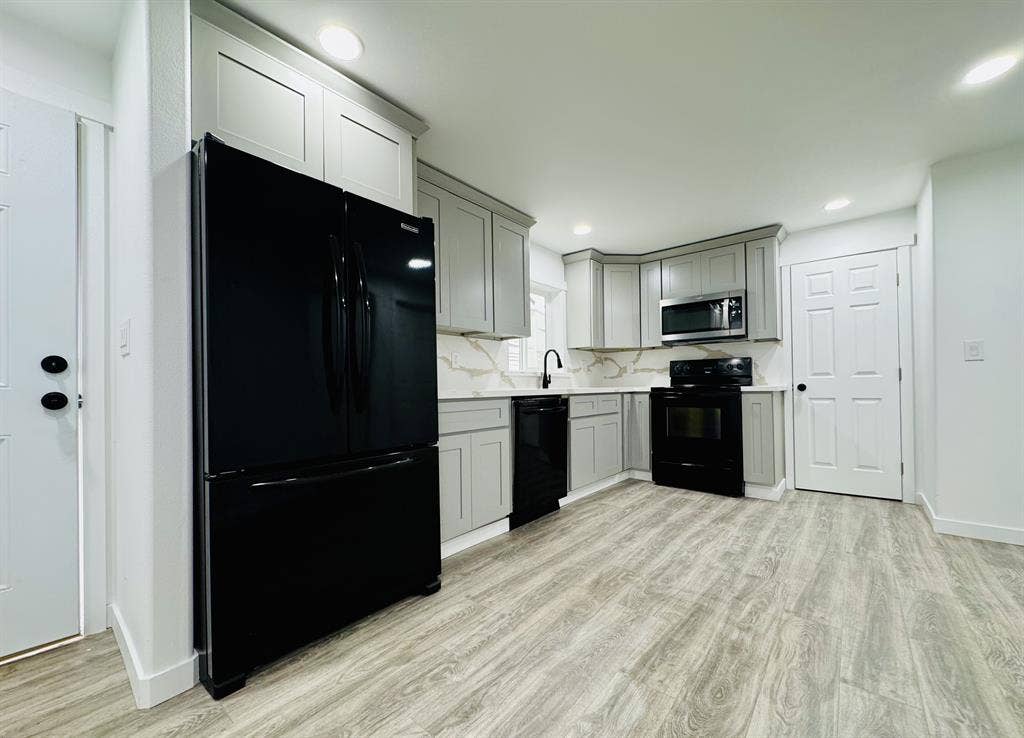 Brandnew apartment in Bothell