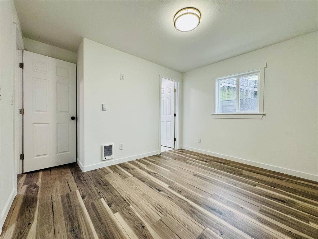 Brandnew apartment in Bothell