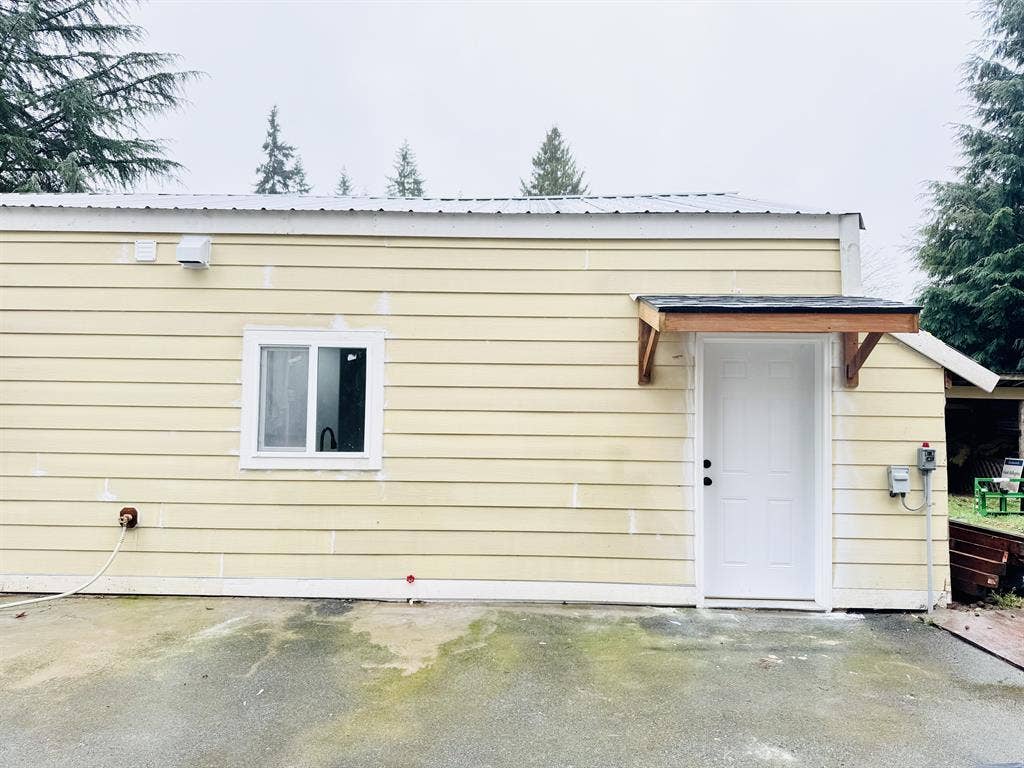 Brandnew apartment in Bothell