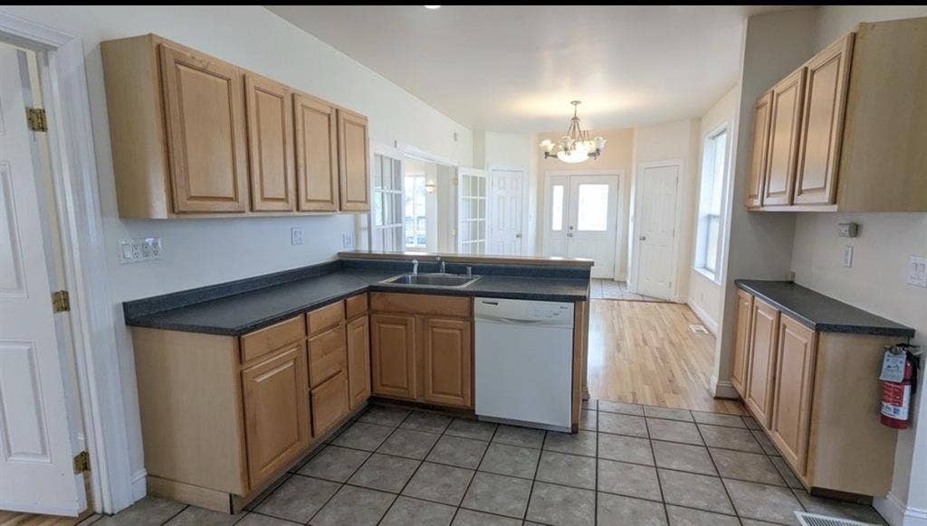 Lease Takeover /mo pet friendly