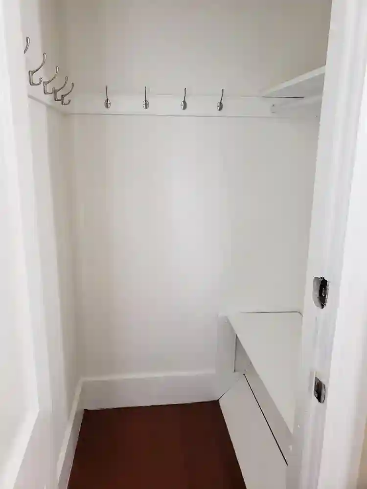 ONE Private ROOM $ (Inc all bills)