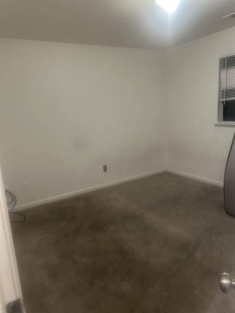 Room for Rent!!
