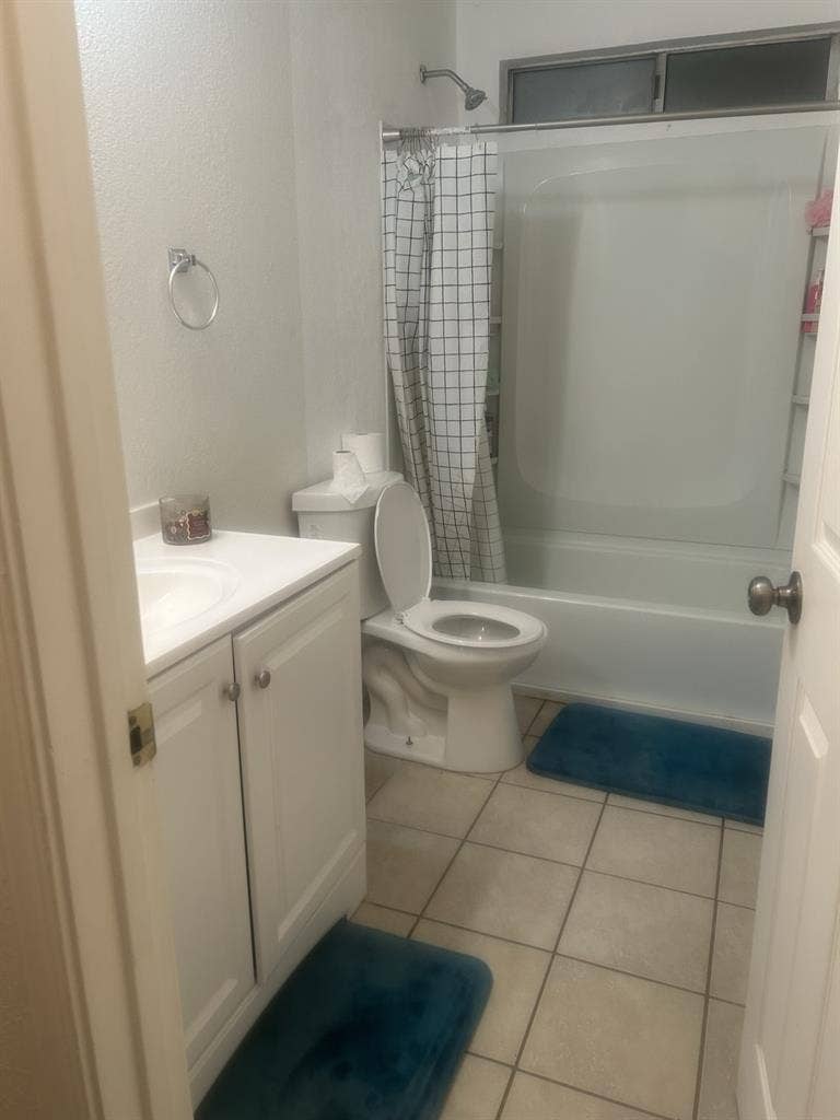 Room for Rent!!