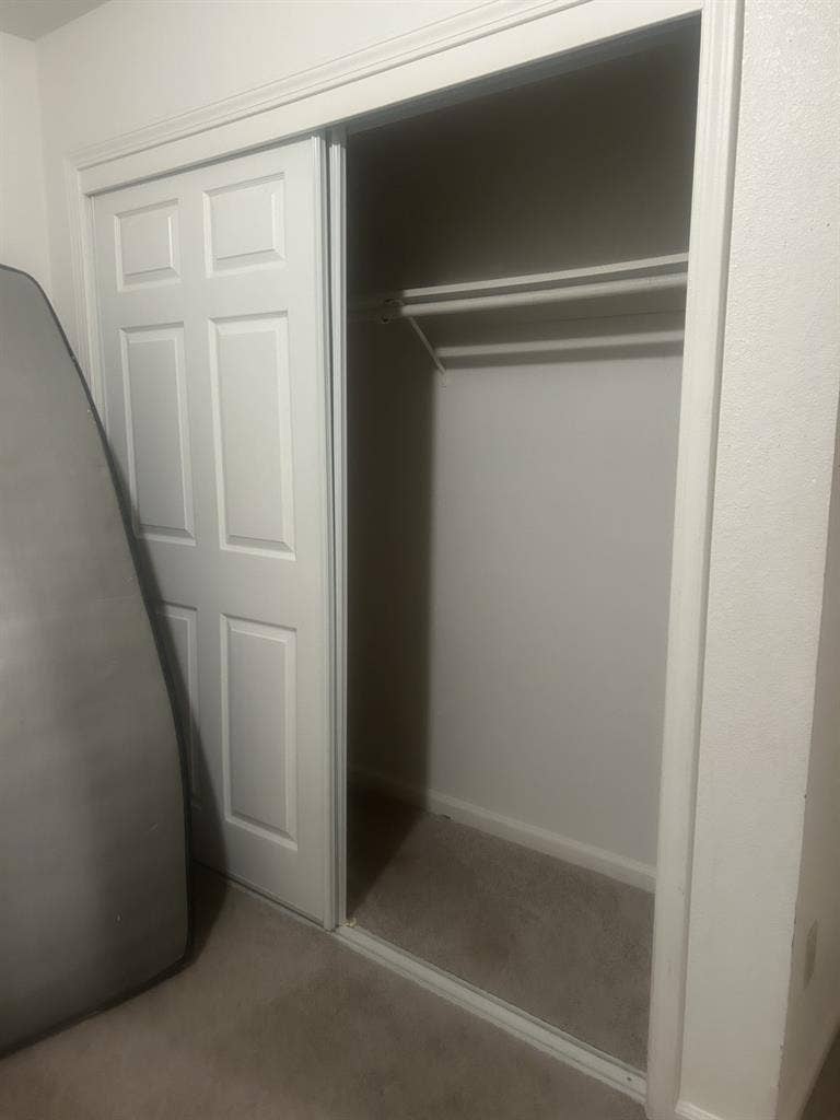 Room for Rent!!