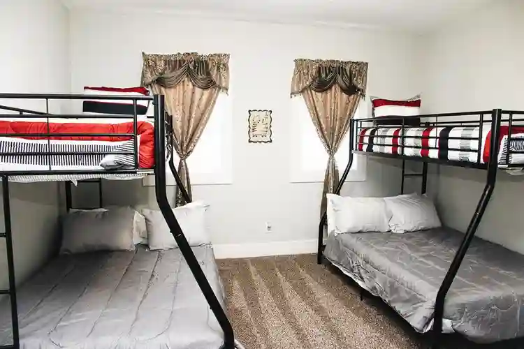 5 BR in Indianapolis