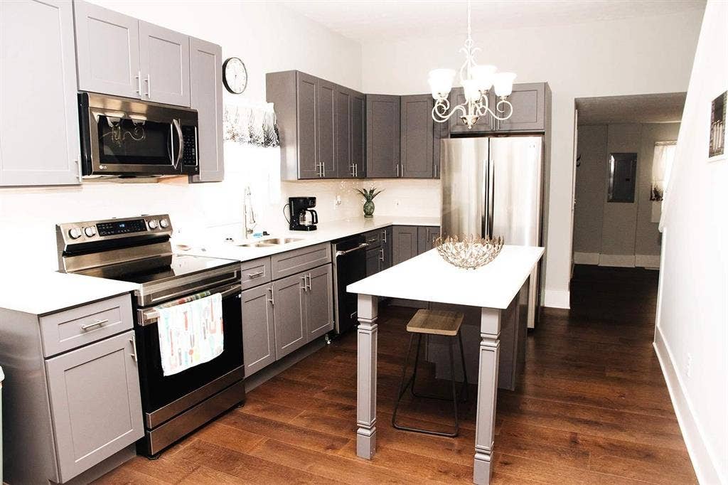 5 BR in Indianapolis