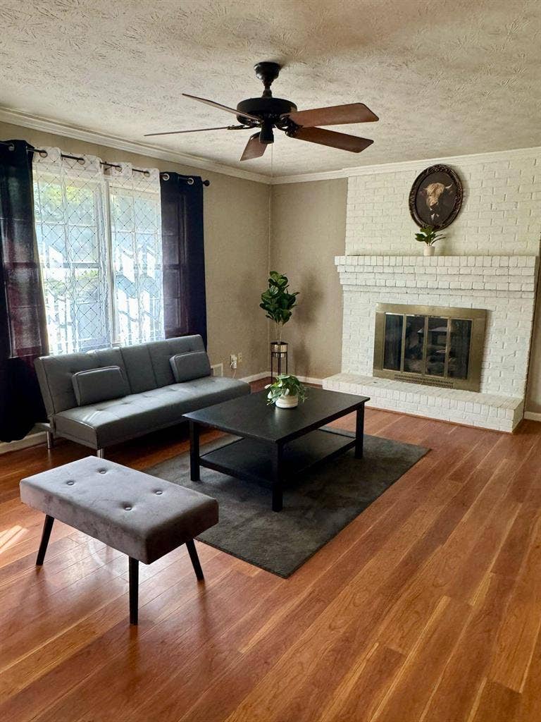 5 BR in Lilburn