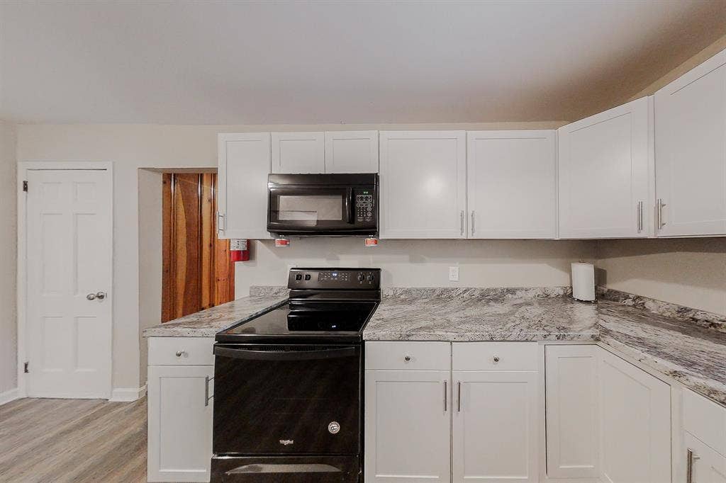 10 BR in Stone Mountain