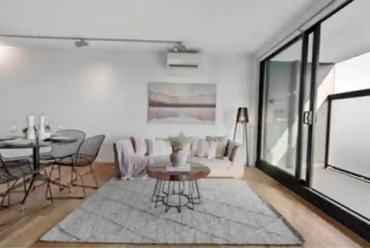 FULLY FURNISHED - LEASE TRANSFER