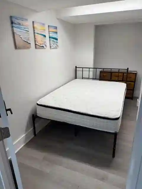 7 BR in St. Petersburg