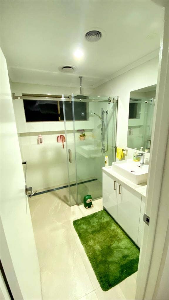 Room for rent in mill park