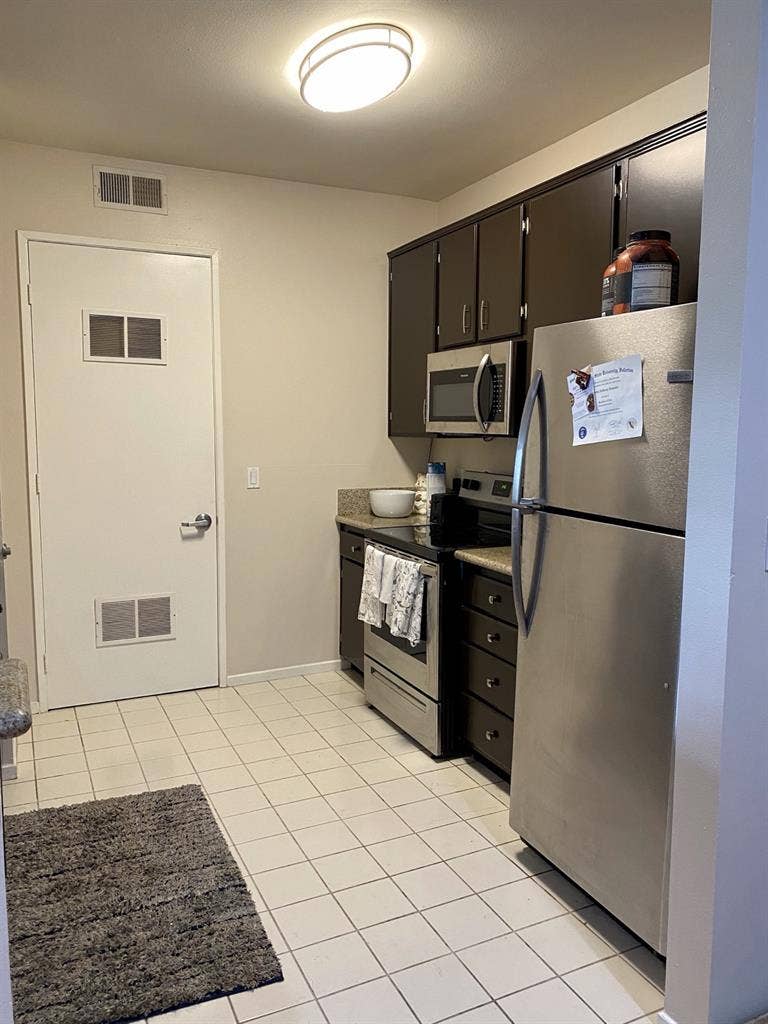 Furnished Bedroom in Luxury BA