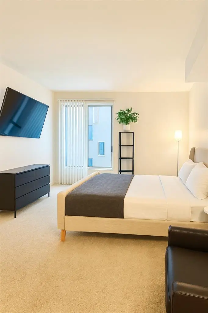 Furnished Bedroom in Luxury BA