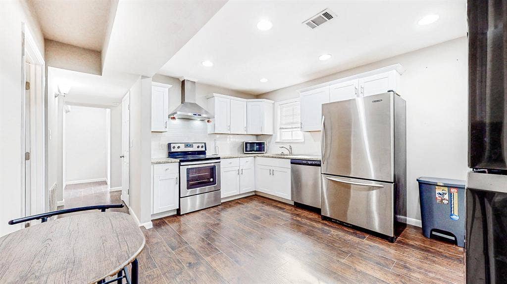 7 BR in Atlanta