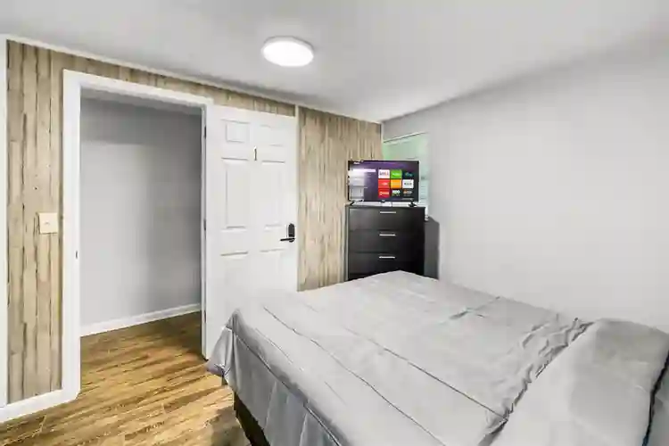 7 BR in Jacksonville