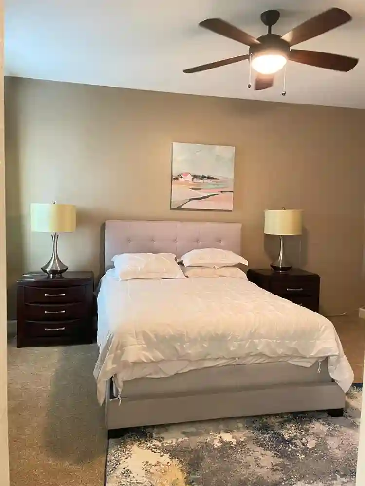 5 BR in Converse