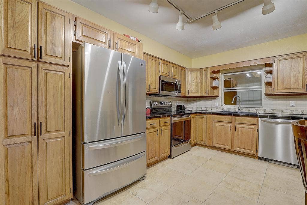 11 BR in Lakeland