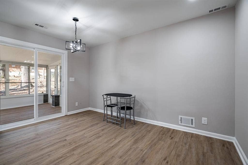 7 BR in Atlanta