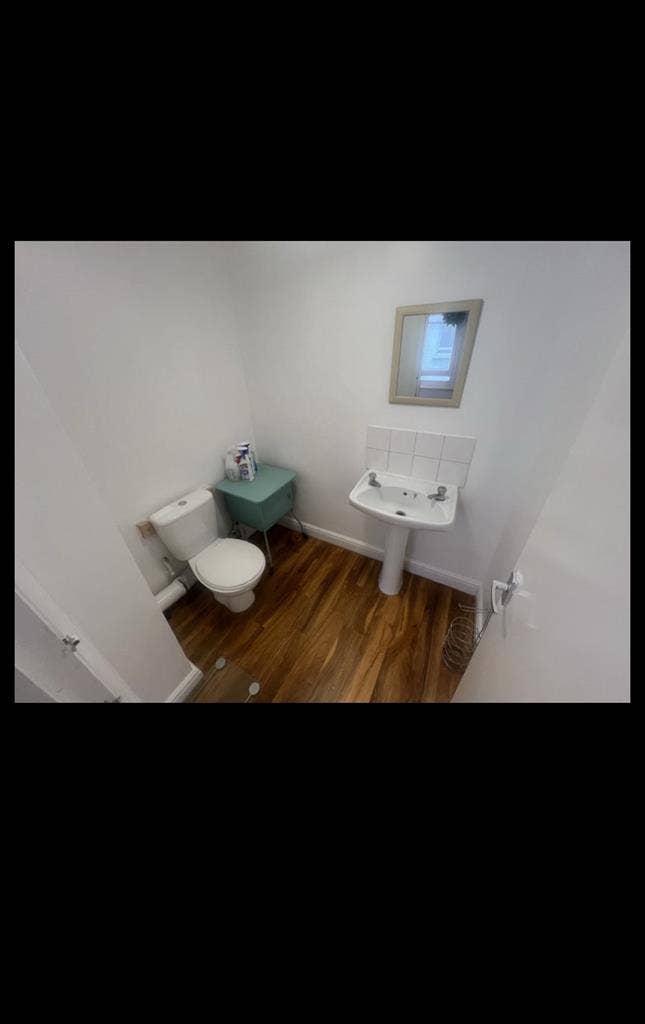 Room available for December- Zone 1