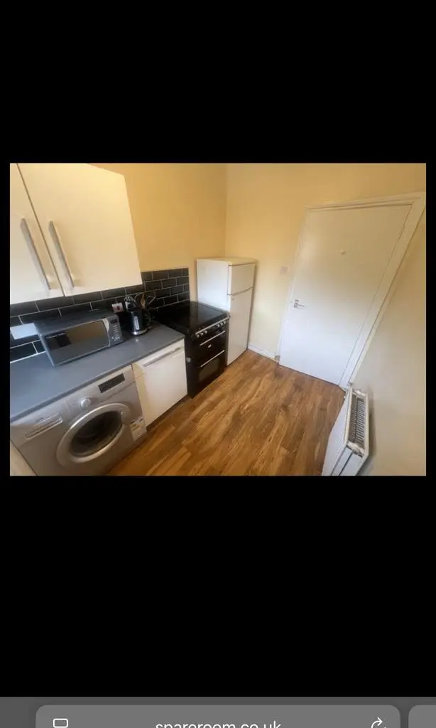 Room available for December- Zone 1