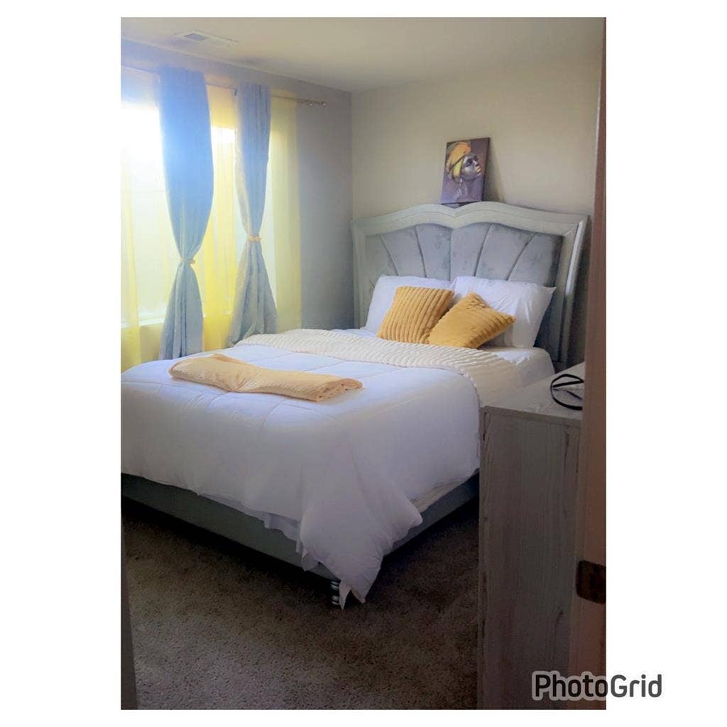 Rooms and public space