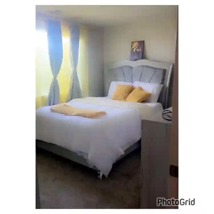 Rooms and public space