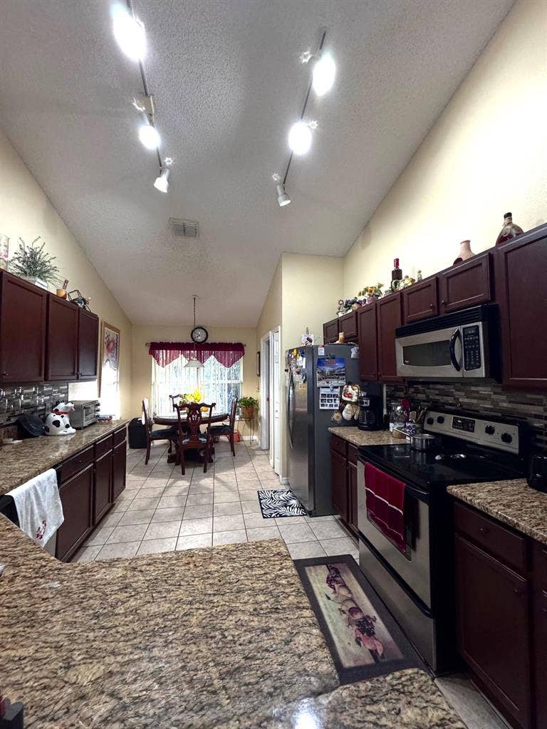 3 BR in Kissimmee