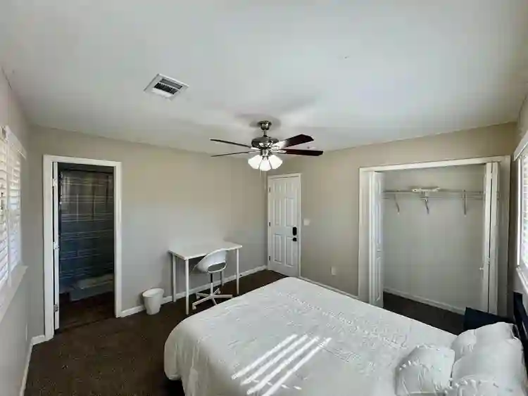 5 BR in Atlanta