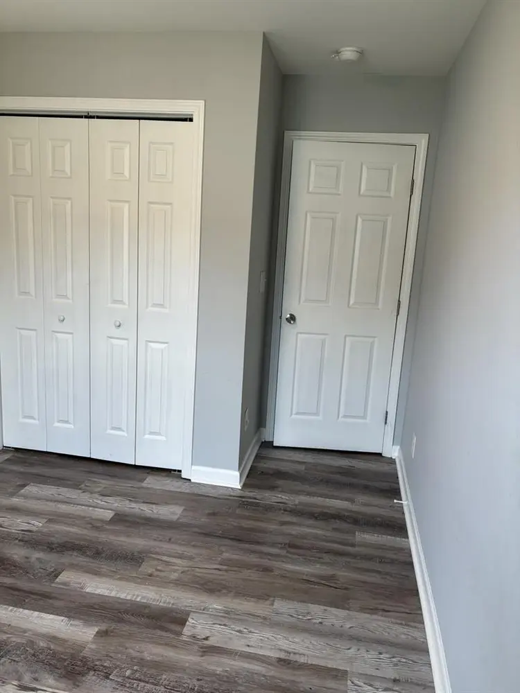 Unfurnished room for rent
