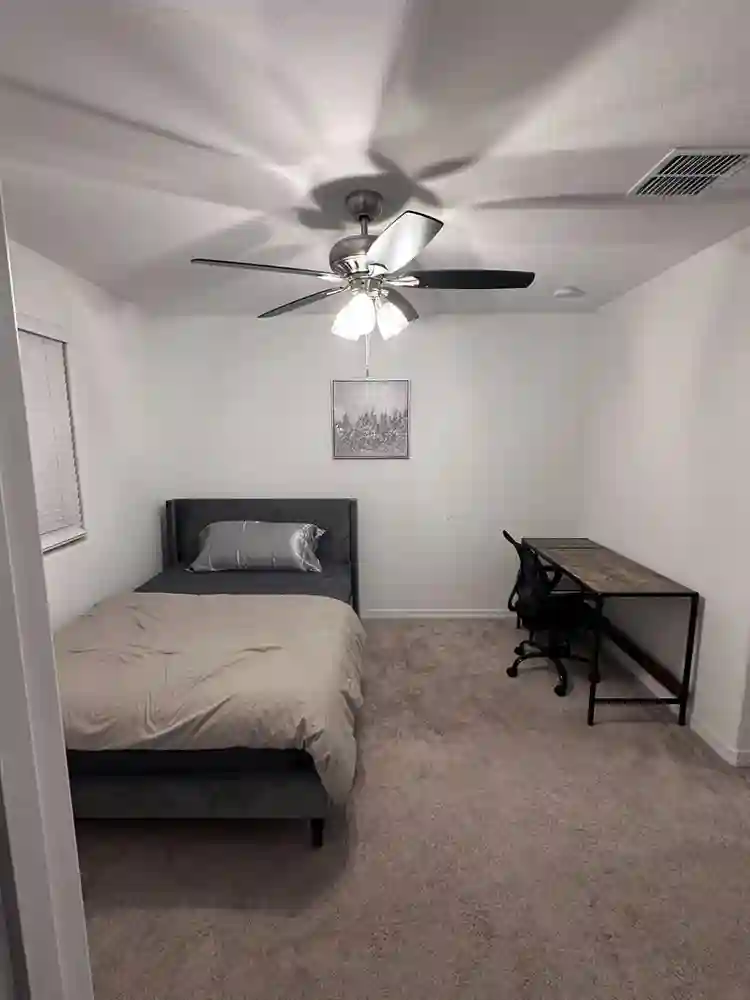 5 BR in Phoenix